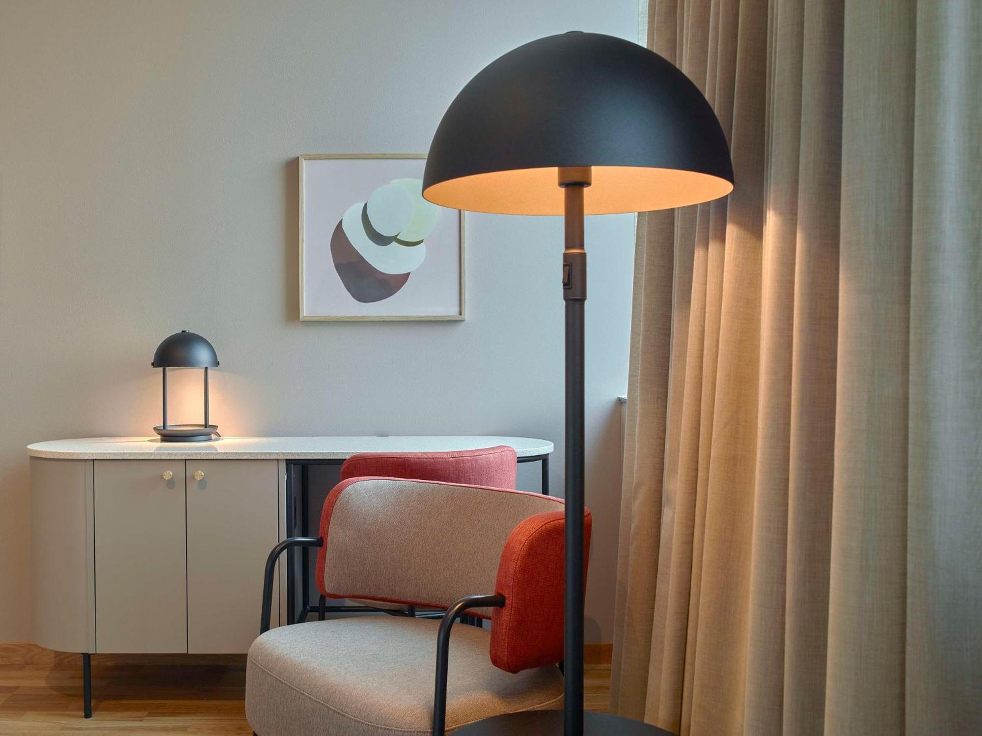 Scandic Oerebro Central Экстерьер фото