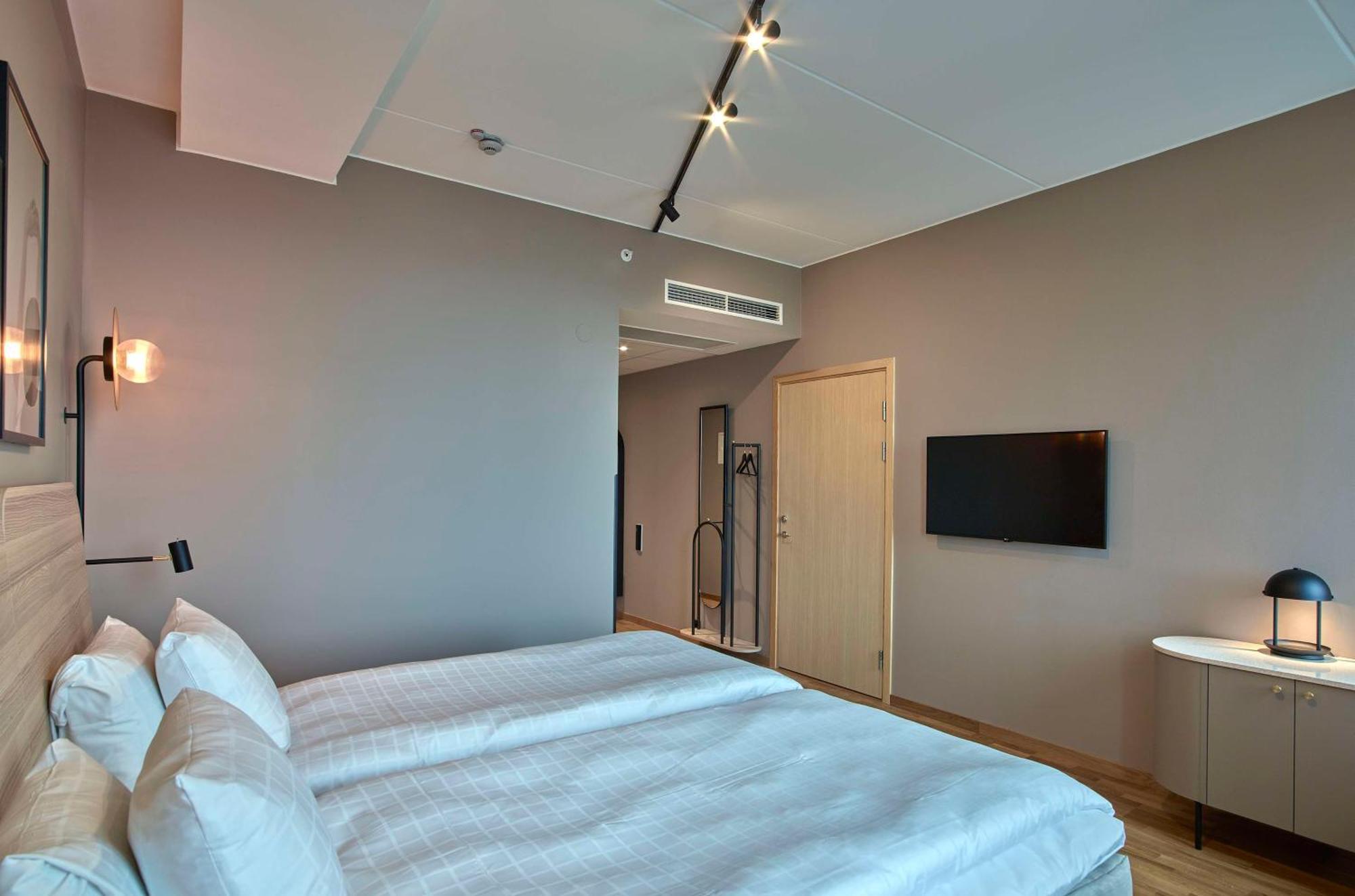 Scandic Oerebro Central Экстерьер фото
